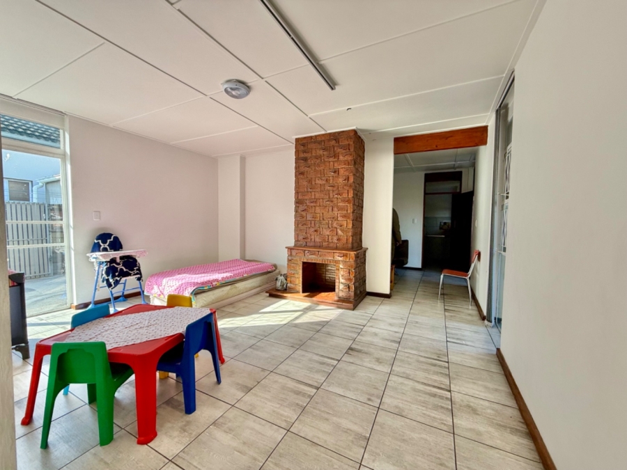 4 Bedroom Property for Sale in Sydenham Eastern Cape